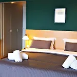 Hotel Hara 2*